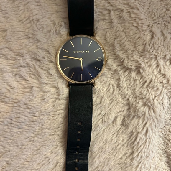 Pre-Owned Coach Watch - Picture 2 of 7